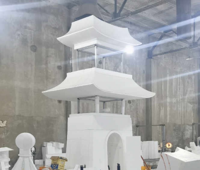 锦州泡沫雕塑：从平凡泡沫到梦幻艺术品
